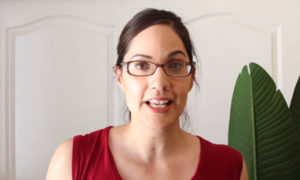 How to Avoid Glare on Glasses in Video | Lucrative Videos